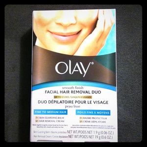NEW Olay smooth finish facial hair removal duo
